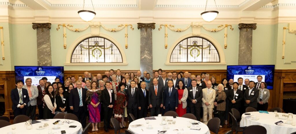 Group photo of attendees at Global Cities New Zealand Forum 2022, held at the Grand Hall of Parliament Building on November 10th, 2022.