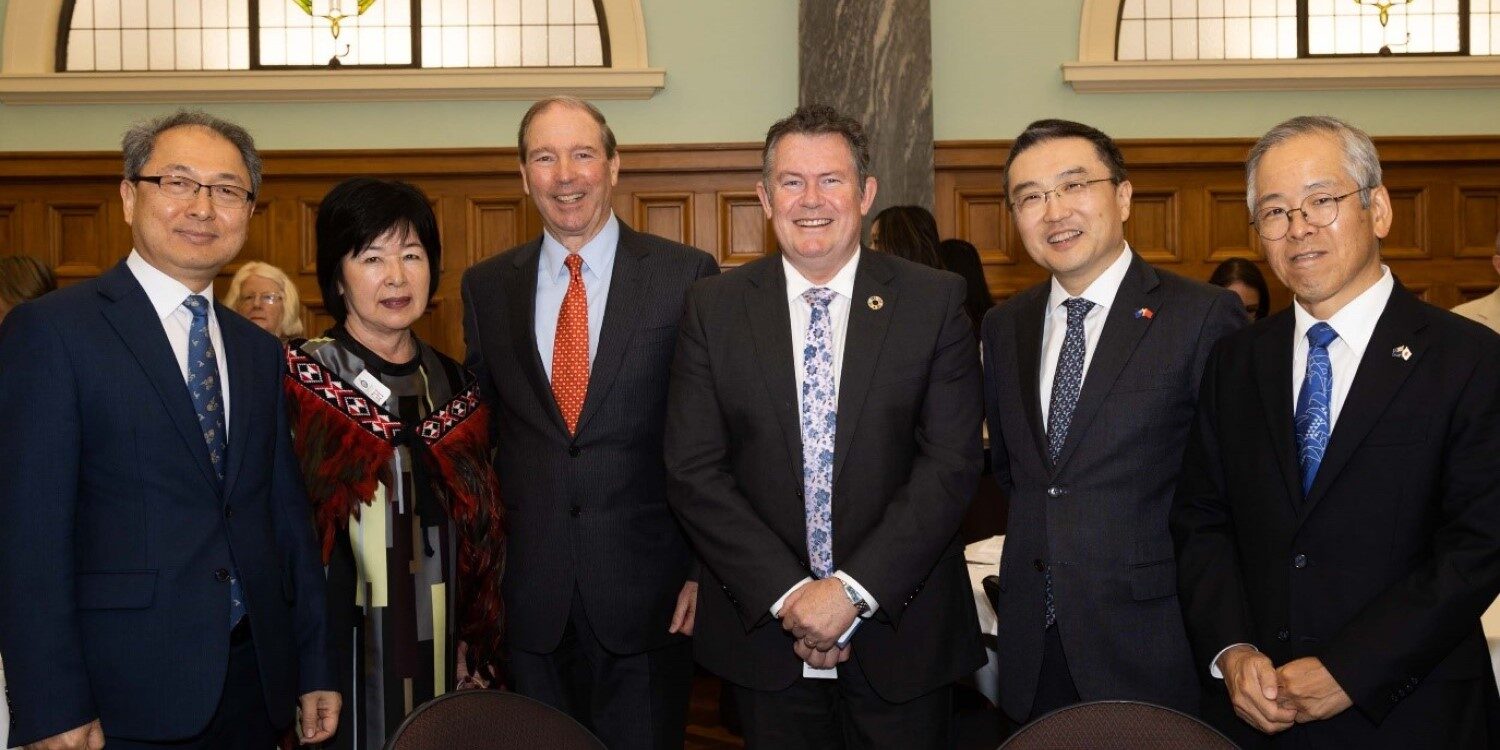 Picture1 Group photo of key guests at the Global Cities New Zealand Forum 2022. From left to right: Mr Ockchae Yoon, Hiromi Morris, HE Mr Tom Udall, Mayor Grant Smith, HE Dr Wang Xiaolong, and HE Mr Ito Koichi.